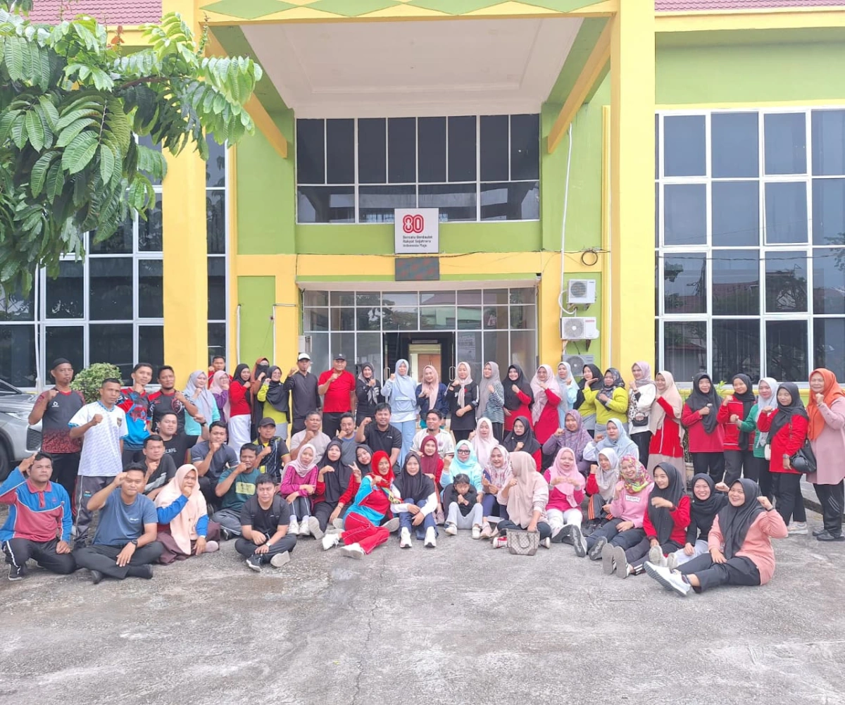Laksanakan Senam Sehat Dan Gotong Royong Bersama, DPPPA Kab. Bengkalis Pererat Semangat Kebersamaan